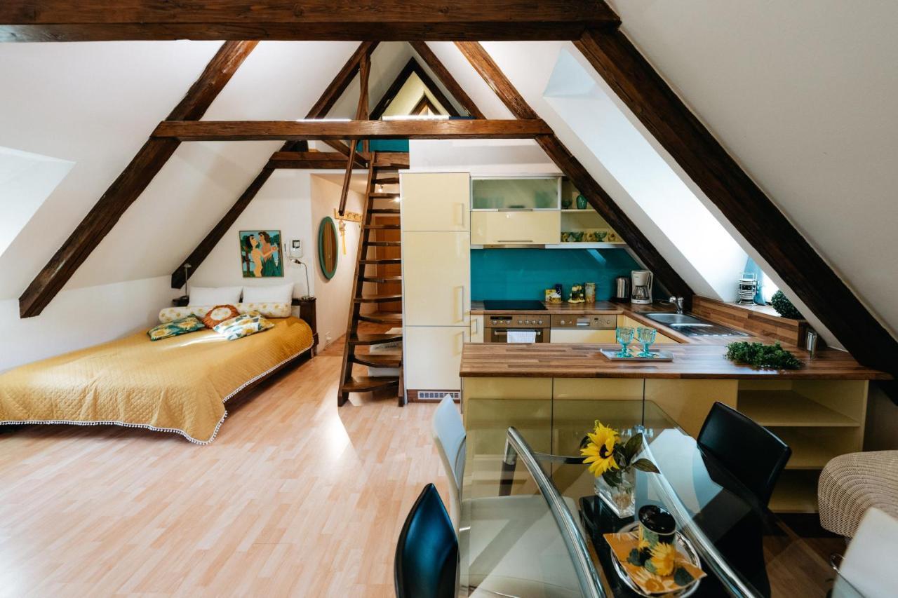 Boutique Hotel Romantick Cesky Krumlov Bagian luar foto