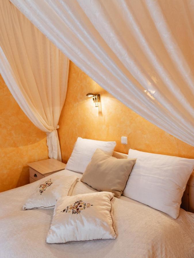 Boutique Hotel Romantick Cesky Krumlov Bagian luar foto