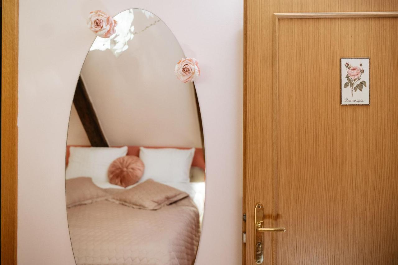 Boutique Hotel Romantick Cesky Krumlov Bagian luar foto